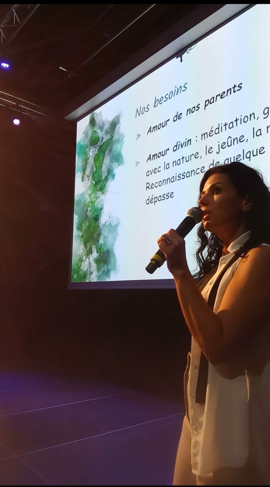 Directrice en conférence sur la formation naturopathe